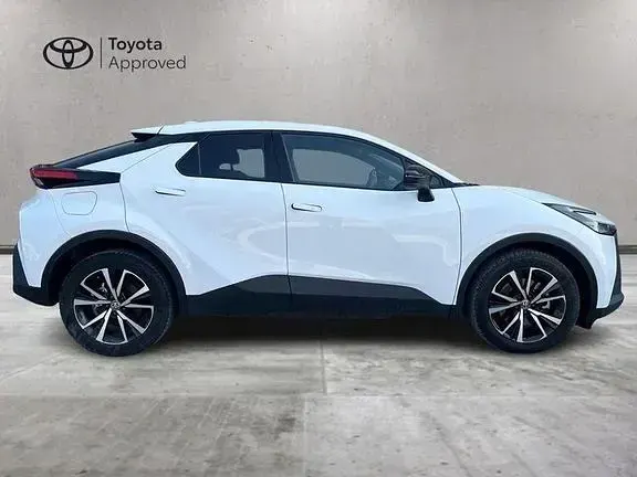 Usata Toyota C-HR Eco 223 CV (164 kW) 2024 Super white SUV