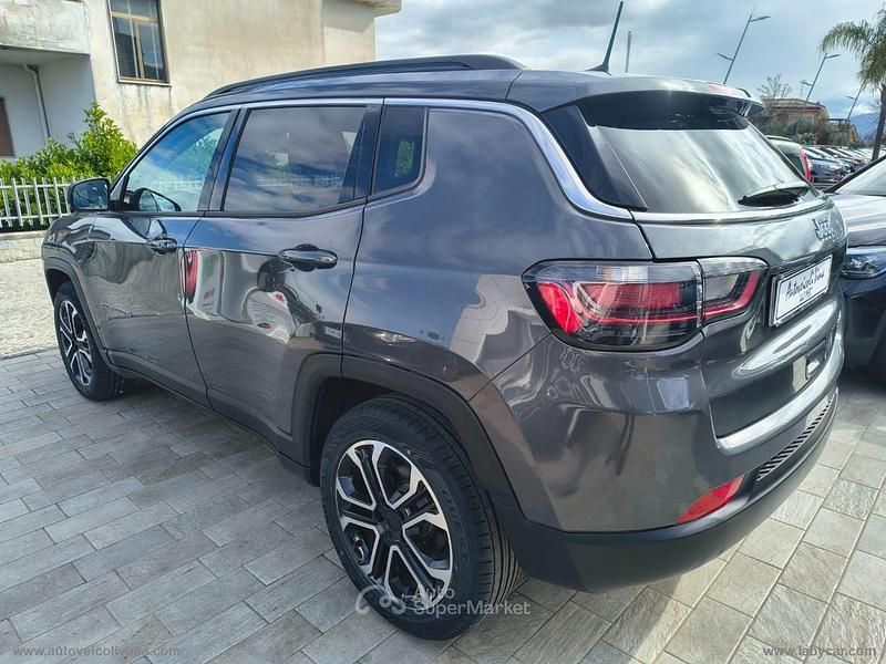 Usata Jeep Compass Limited 131 CV (96 kW) 2022 Grigio SUV