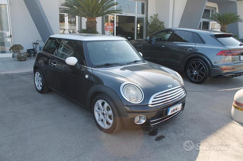 Nero Usata 2007 Mini Cooper D Due volumi | 5500 € (Cara) - Immagine 1/4