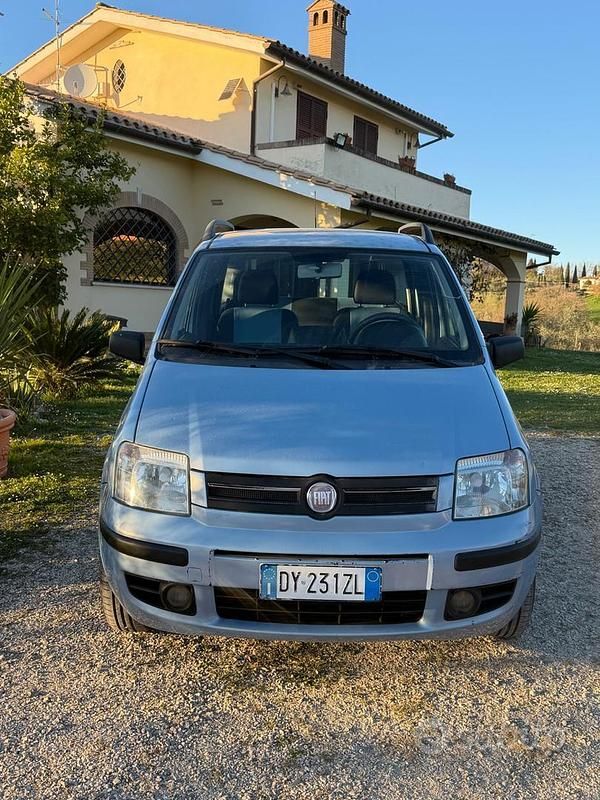 Usata Fiat Panda Dynamic 59 CV (43 kW) 2010 Blu Utilitaria