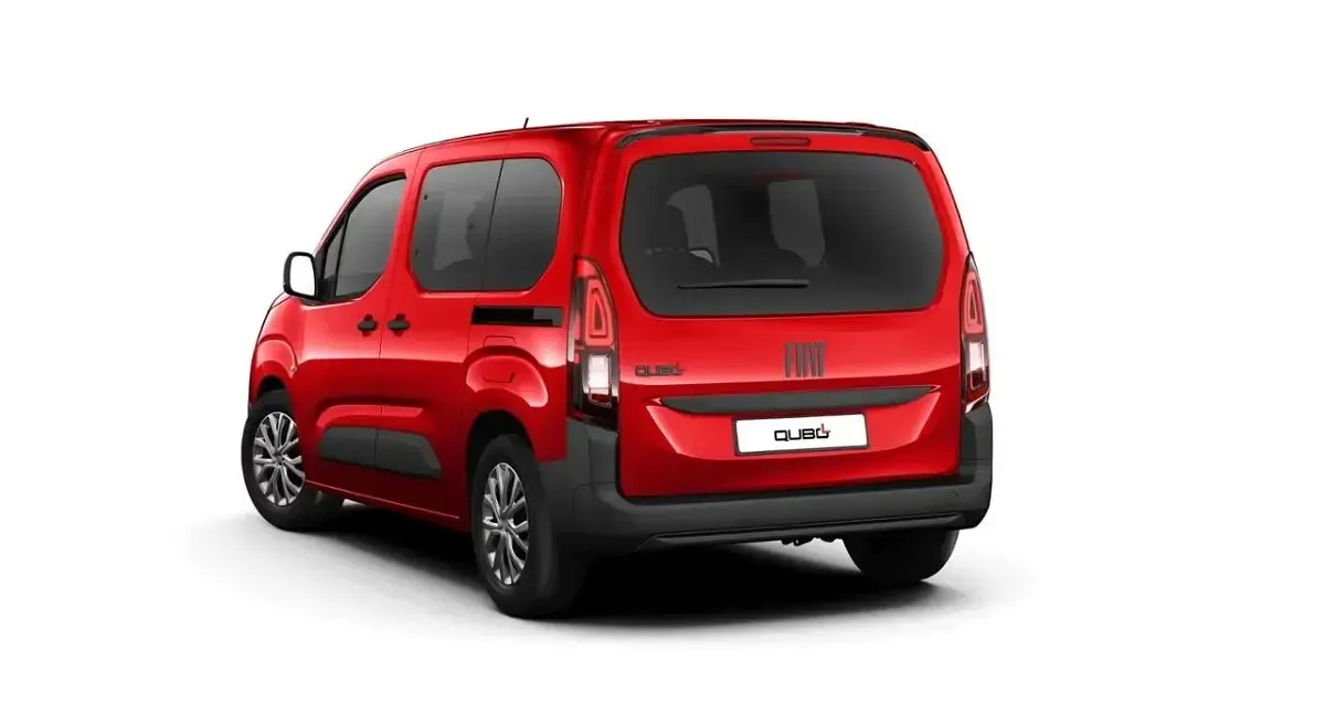 Nuova Fiat Qubo Pop 110 CV (80 kW) 2026 Rosso Monovolume
