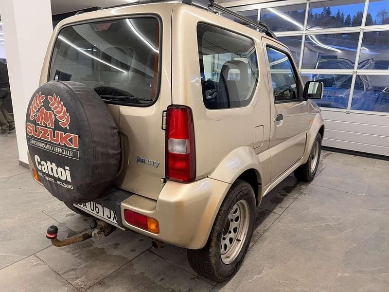 Usata Suzuki Jimny 86 CV (63 kW) 2006 Other SUV