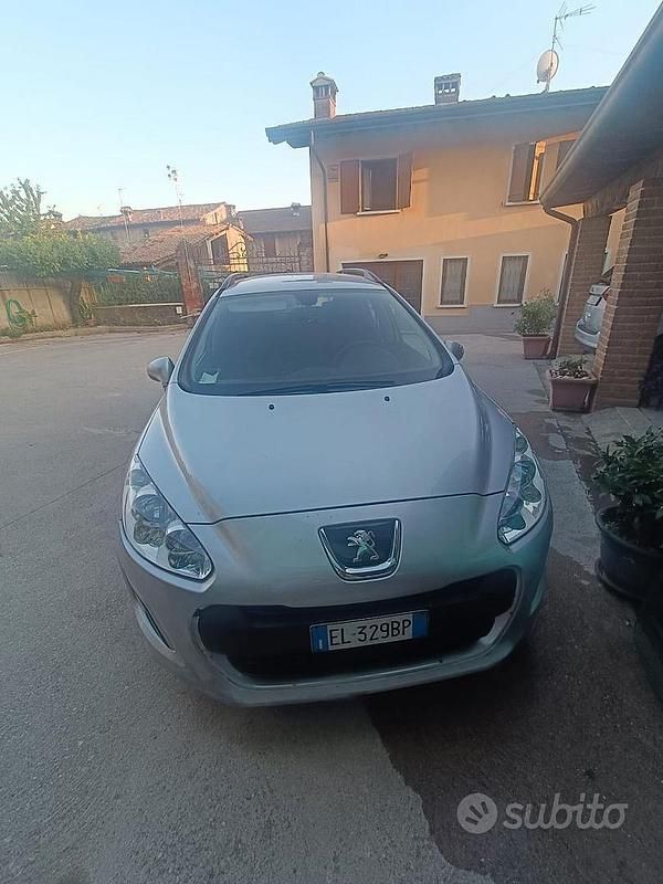 Usata Peugeot 308 SW 92 CV (67 kW) 2012 Grigio Station wagon