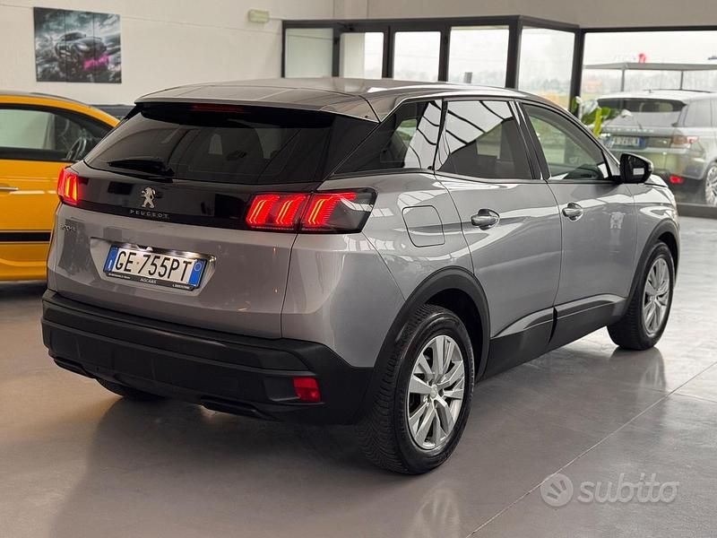 Usata Peugeot 3008 Active 130 CV (95 kW) 2021 Grigio SUV