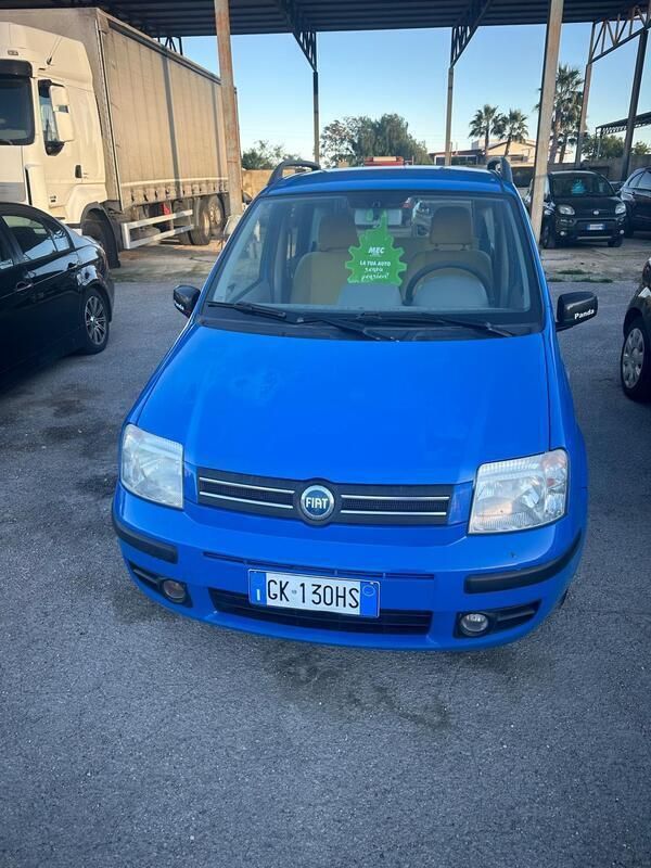Usata Fiat Panda Dynamic 69 CV (50 kW) 2005 Blu Utilitaria