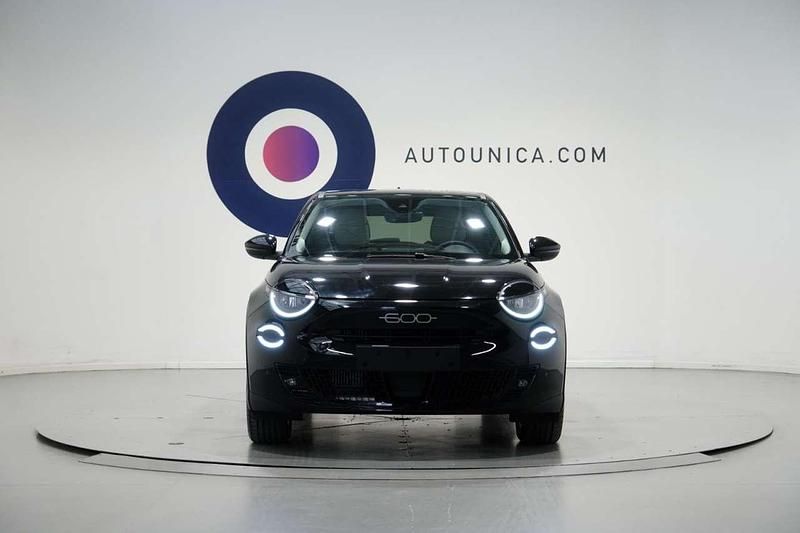 Usata Fiat 600 La Prima 101 CV (74 kW) 2024 Nero SUV