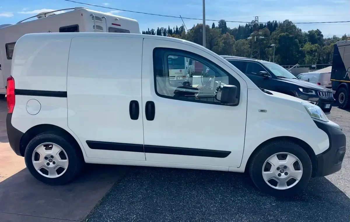 Occasion Fiat Fiorino 95 ch (69 kW) 2021 Blanc Monospace