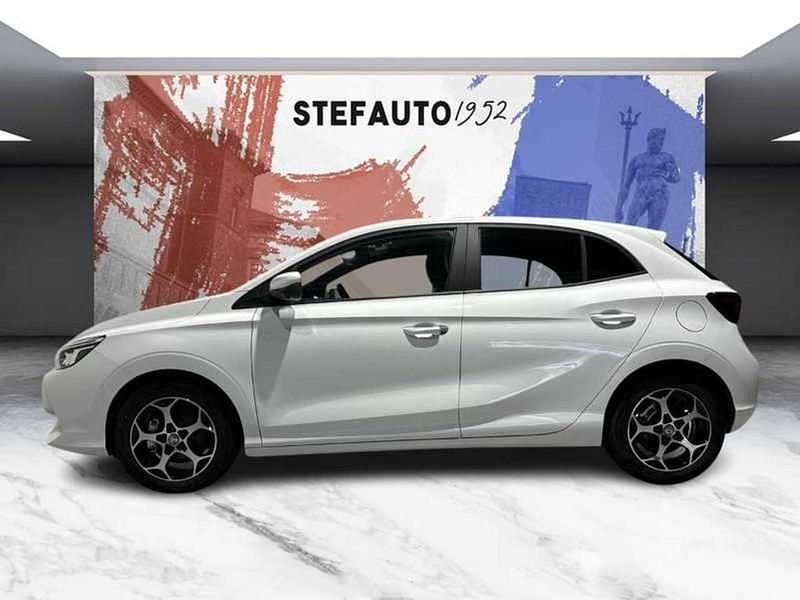 Nuova MG MG3 Luxury 102 CV (75 kW) 2026 Bianco dover Utilitaria