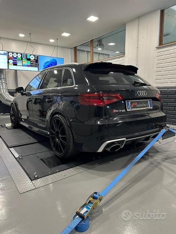 Usata Audi RS3 600 CV (441 kW) 2015 Nero Berlina