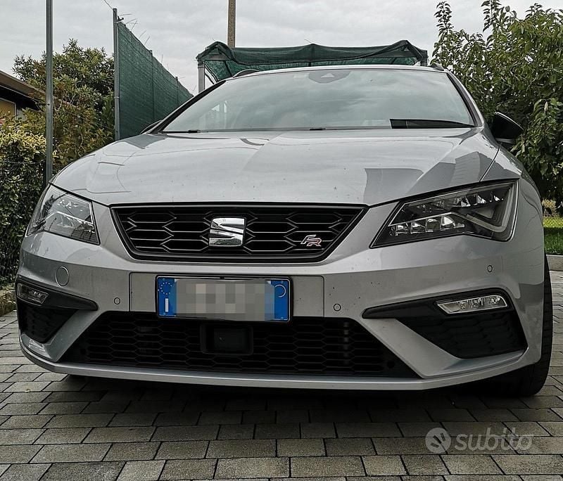 Usata Seat Leon ST FR 131 CV (96 kW) 2020 Grigio Station wagon