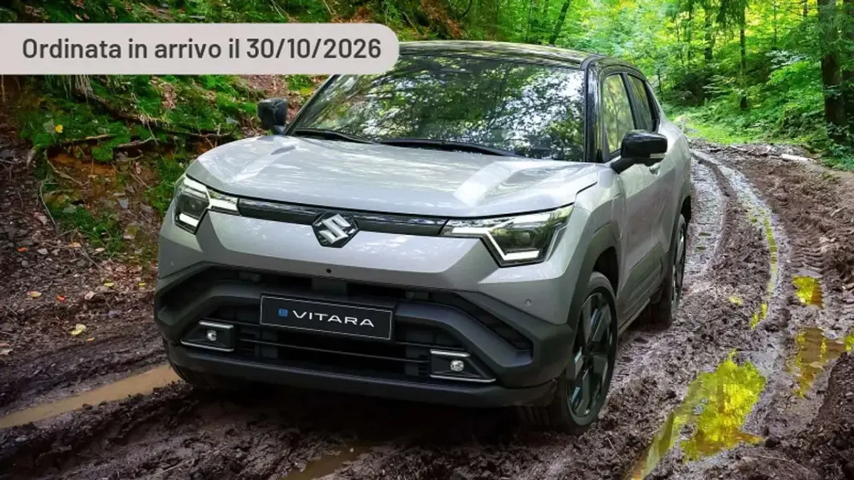 Nuova Suzuki e-Vitara 94 kW (129 CV) 2026 Argento SUV