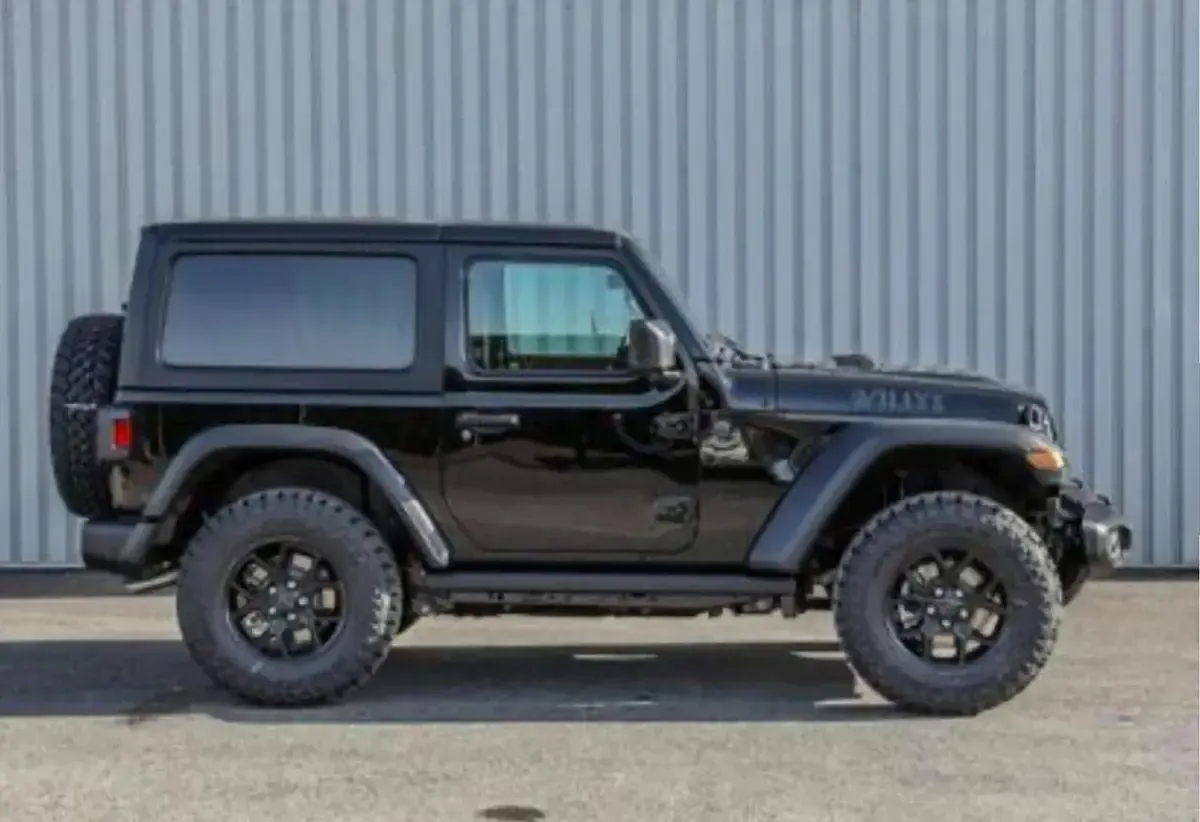 Nuova Jeep Wrangler 272 CV (200 kW) 2026 Nero SUV