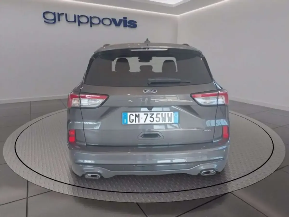 Usata Ford Kuga ST-Line X 225 CV (165 kW) 2023 Magnetic grey SUV