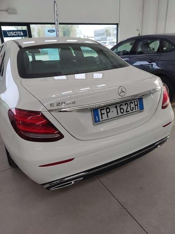 Usata Mercedes E200 Premium 150 CV (110 kW) 2018 Berlina