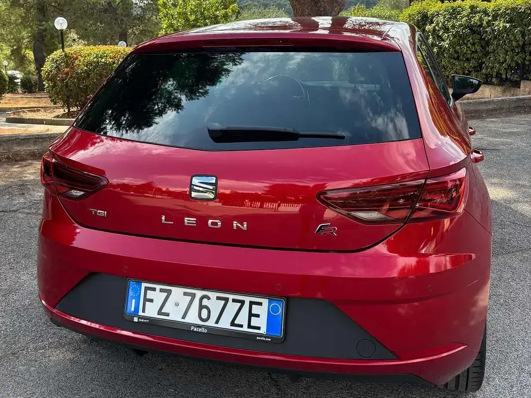 Usata Seat Leon FR 131 CV (96 kW) 2020 Rosso Berlina