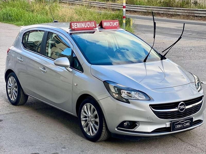 Usata Opel Corsa 95 CV (69 kW) 2017 Argento Berlina