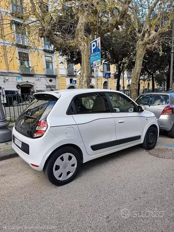 Usata Renault Twingo 70 CV (51 kW) 2018 Utilitaria