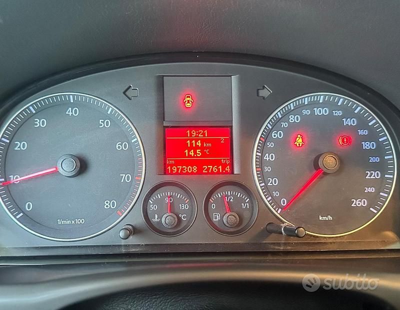 Usata VW Touran Conceptline 2008 Grigio Monovolume