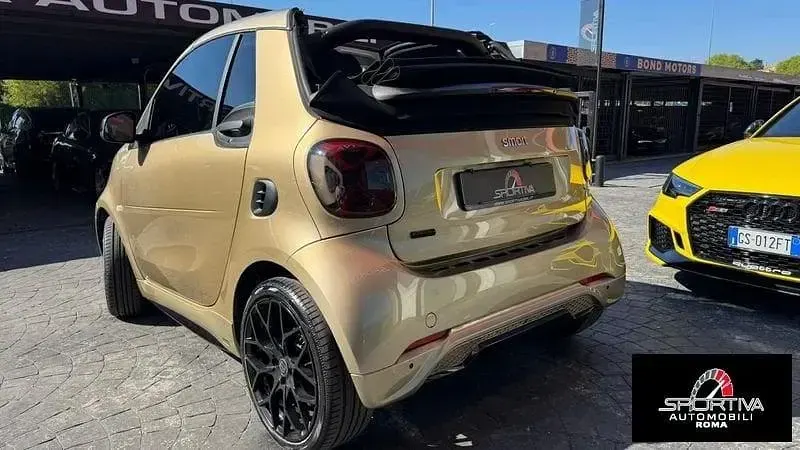 Usata Smart ForTwo Coupé Brabus 59 kW (81 CV) 2021 Marrone Utilitaria