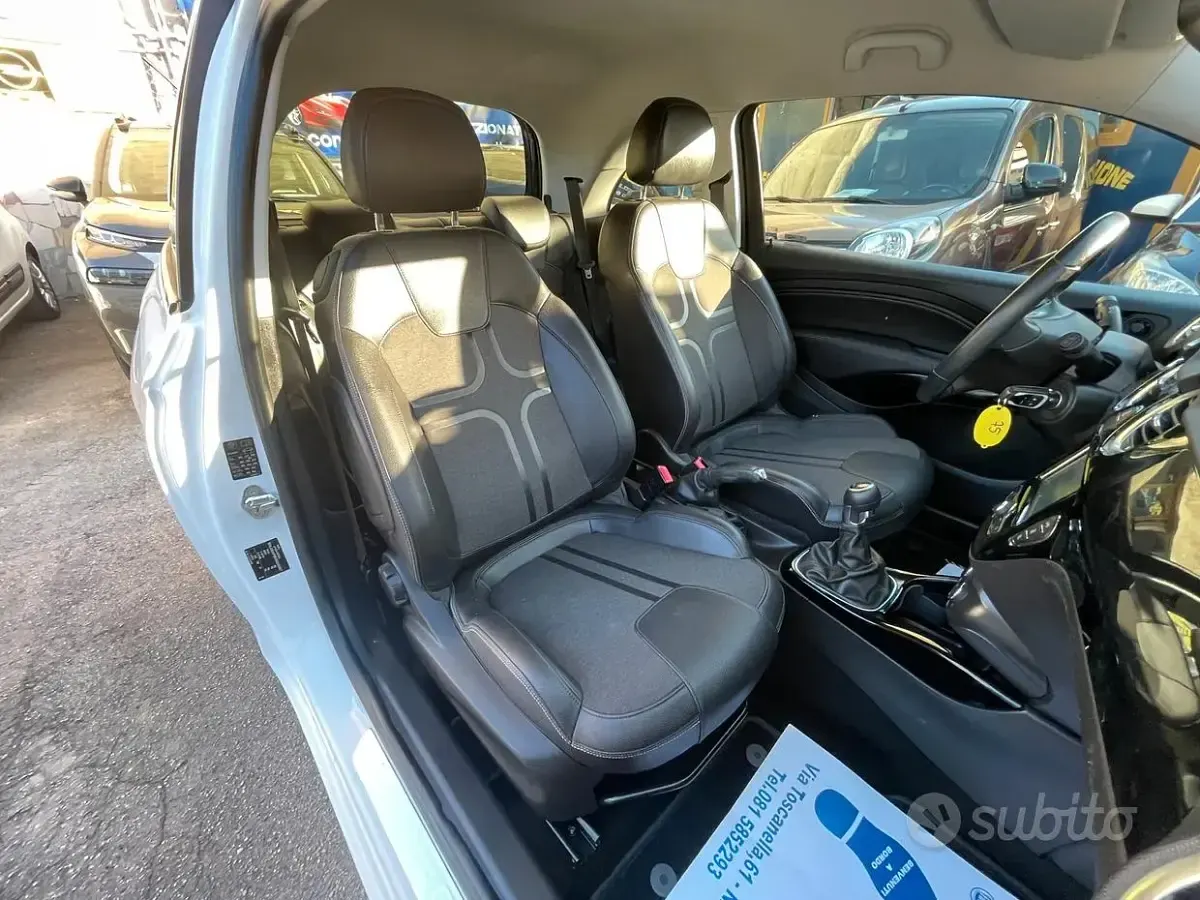 Usata Opel Adam 87 CV (63 kW) 2017 Bianco Utilitaria