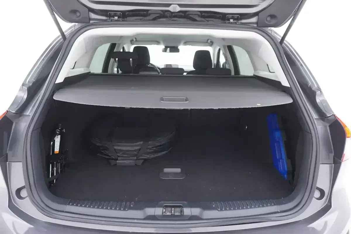 Usata Ford Focus Active 125 CV (91 kW) 2019 Grigiogrigio Station wagon