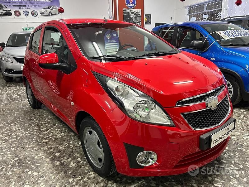 Rosso Usata 2014 Chevrolet Spark Due volumi | 5650 € (Buon prezzo) - Immagine 1/4