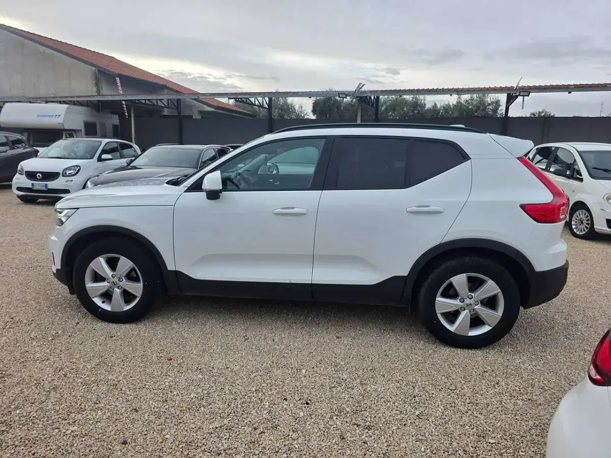 Usata Volvo XC40 R-Design 150 CV (110 kW) 2020 Bianco SUV