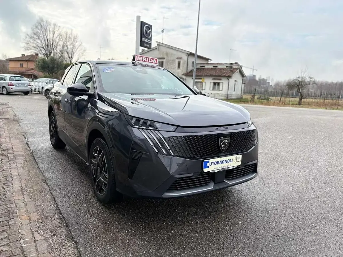 Usata Peugeot 3008 GT 195 CV (143 kW) 2025 Grigio SUV