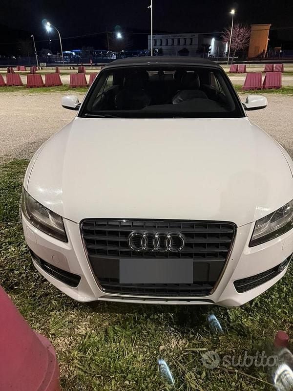 Usata Audi A5 Cabriolet Ambition 170 CV (125 kW) 2011 Bianco Cabrio