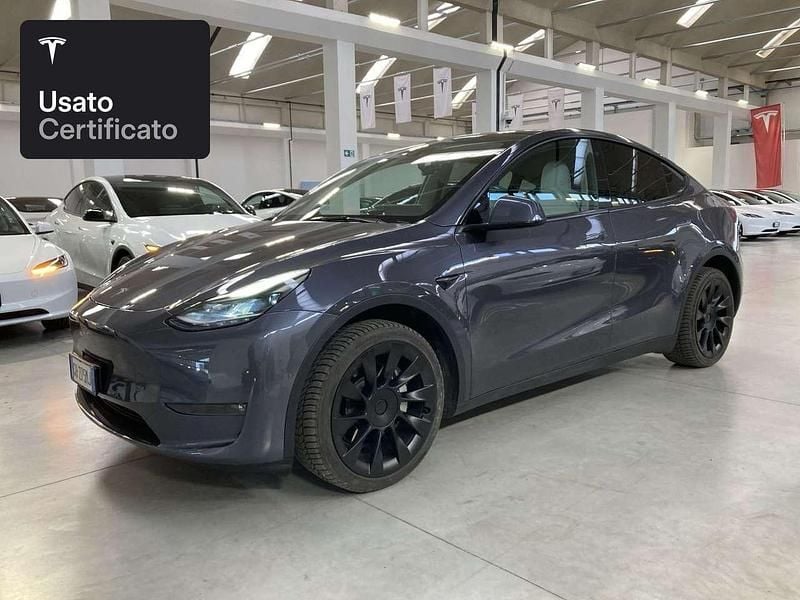 Usata Tesla Model Y Long Range AWD 258 kW (351 CV) 2022 Midnight silver metallic SUV