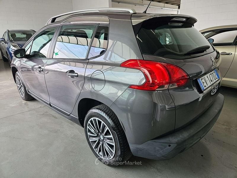 Usata Peugeot 2008 Access 82 CV (60 kW) 2014 Grigio SUV