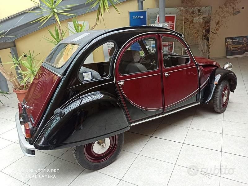 Usata Citroën 2CV Charleston 29 CV (21 kW) 1985 Rosso Berlina