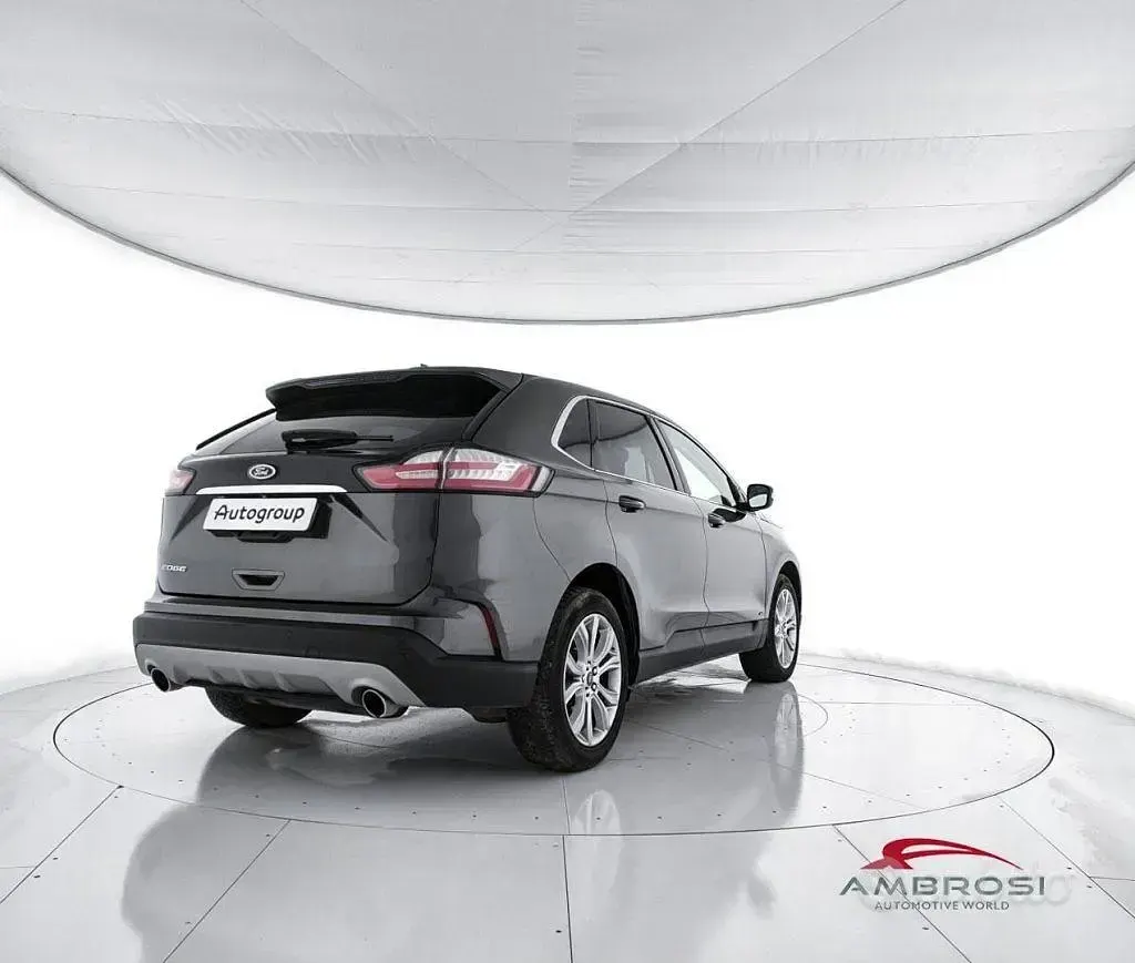 Usata Ford Edge Vignale 238 CV (175 kW) 2019 Grigio SUV