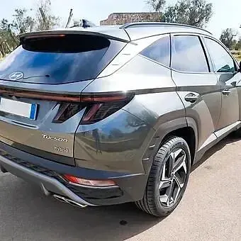 Usata Hyundai Tucson 179 CV (131 kW) 2021 Grigio SUV