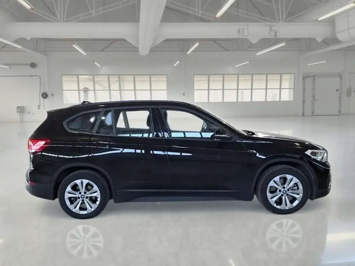 Usata BMW X1 Advantage 125 CV (91 kW) 2022 Nero SUV
