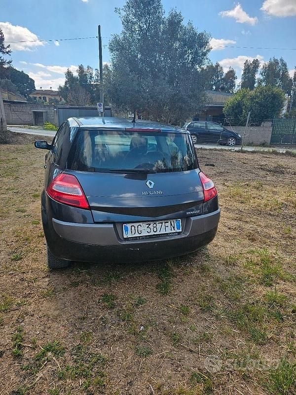 Usata Renault Mégane Coupé 85 CV (62 kW) 2007 Nero Coupé