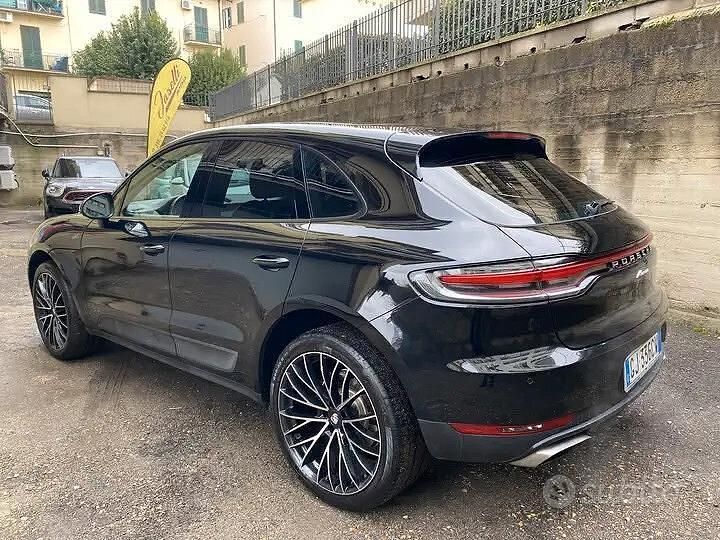 Usata Porsche Macan 252 CV (185 kW) 2020 Nero SUV