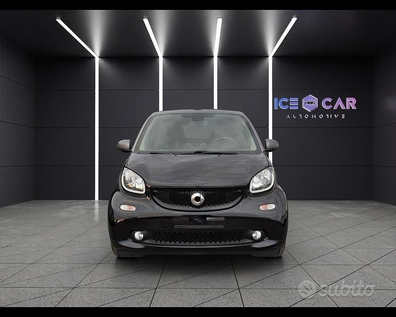 Usata Smart ForTwo Cabrio Prime 90 CV (66 kW) 2018 Nero Cabrio