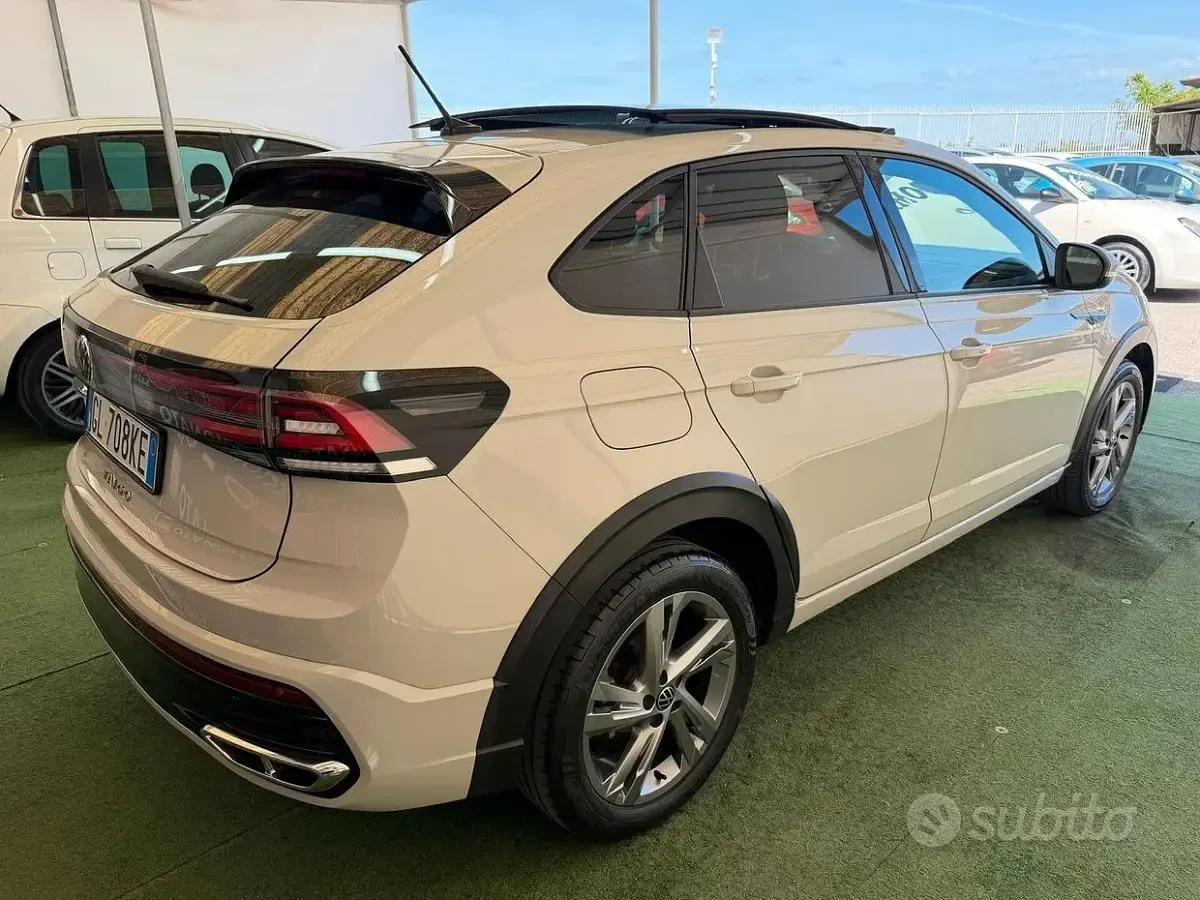 Usata VW Taigo 110 CV (80 kW) 2022 Beige SUV
