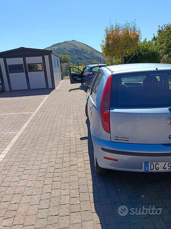 Usata Fiat Punto 60 CV (44 kW) 2007 Blu Berlina