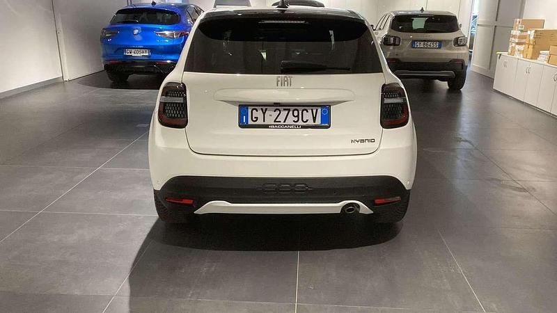 Usata Fiat 600 La Prima 101 CV (74 kW) 2025 Bianco SUV