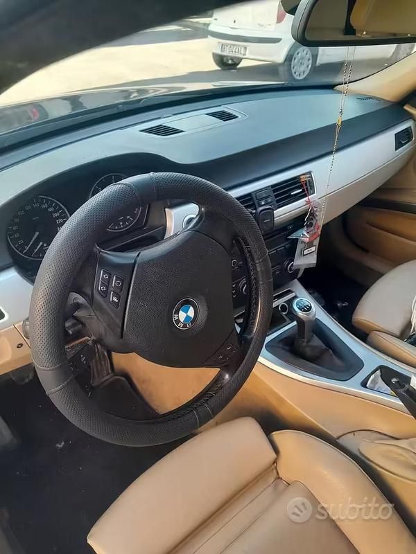 Usata BMW 2000 177 CV (130 kW) 2008 Nero Berlina