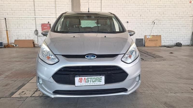Usata Ford B-MAX Titanium 75 CV (55 kW) 2014 Argento Monovolume