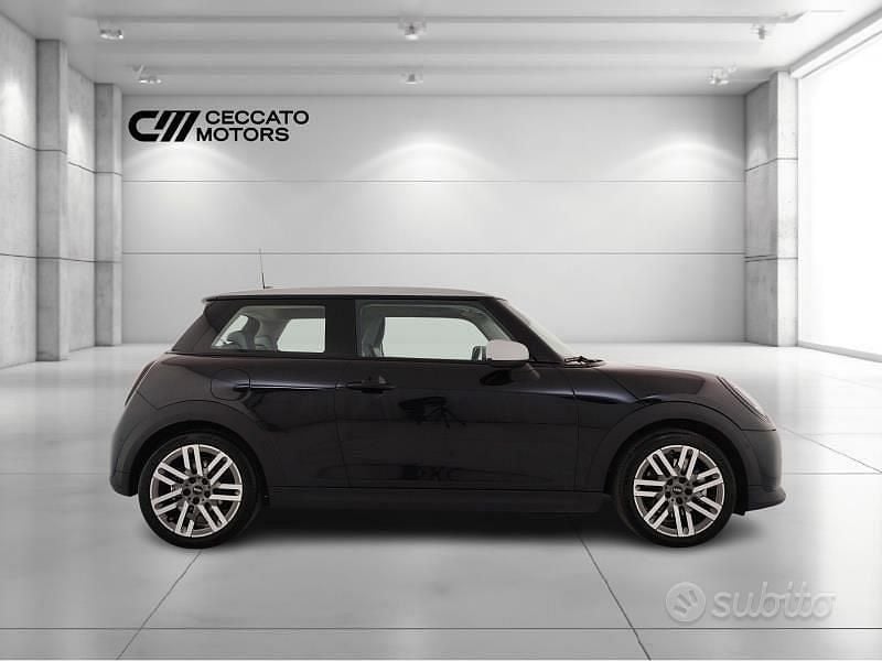 Usata Mini Cooper Classic 2024 Nero Utilitaria