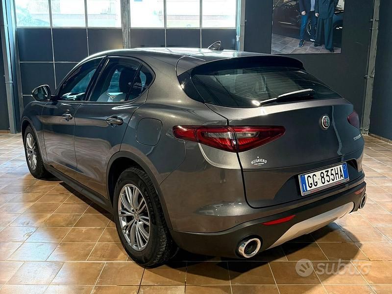 Usata Alfa Romeo Stelvio 160 CV (117 kW) 2021 Bianco SUV