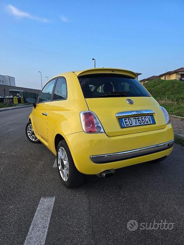 Usata Fiat 500 Sport 69 CV (50 kW) 2010 Giallo Utilitaria