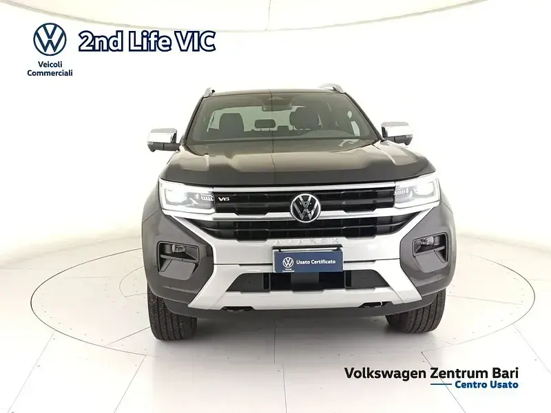 Usata VW Amarok Aventura 241 CV (177 kW) 2024 Nero Pick-up
