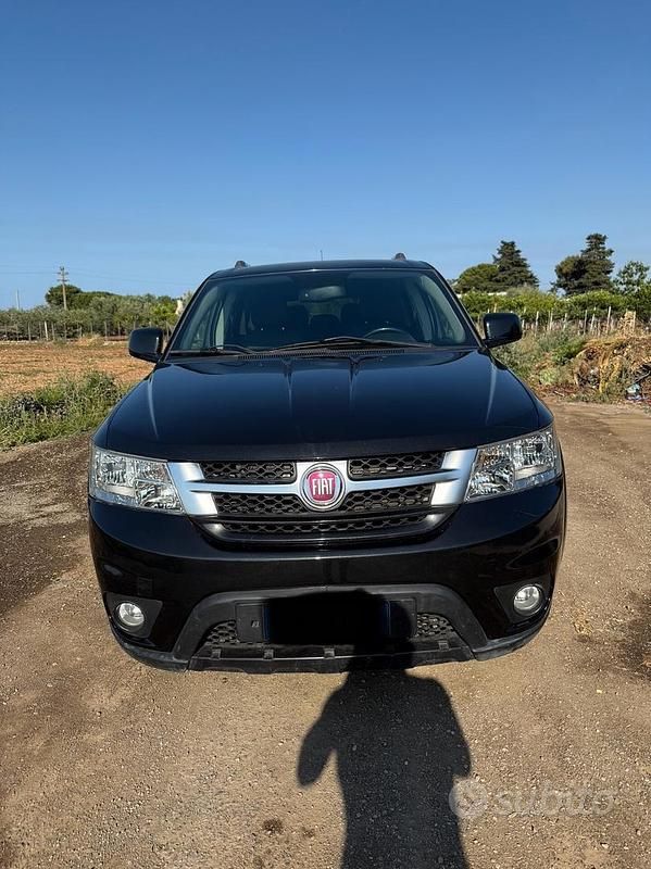 Usata Fiat Freemont Lounge 170 CV (125 kW) 2013 Nero SUV