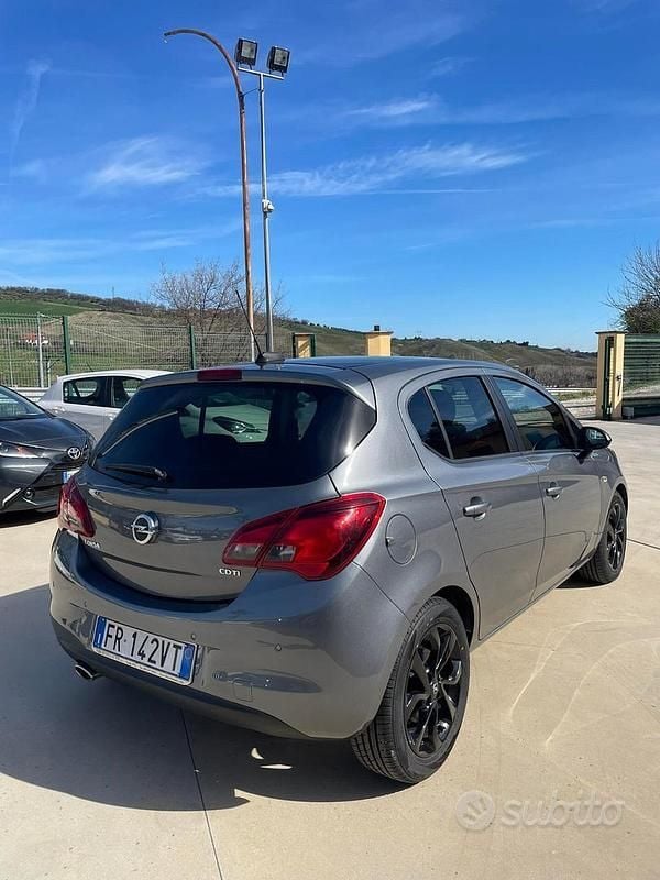 Usata Opel Corsa 75 CV (55 kW) 2018 Grigio Utilitaria