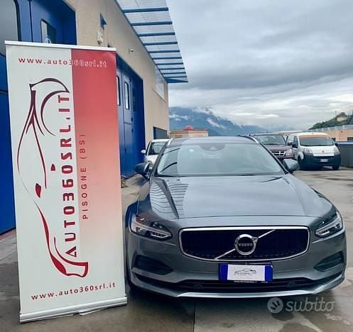 Usata Volvo V90 Momentum 235 CV (172 kW) 2016 Antracite metallizzato Station wagon